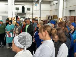 Pe parcursul zilei de ieri și astăzi am fost la mai multe întreprinderi industriale din Bălți, Ocnița și Cupcini